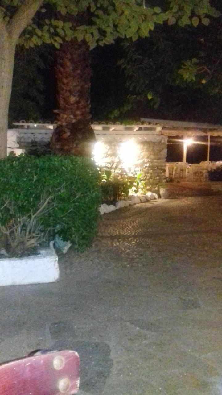 Taradella Hotel Αλισσός Εξωτερικό φωτογραφία