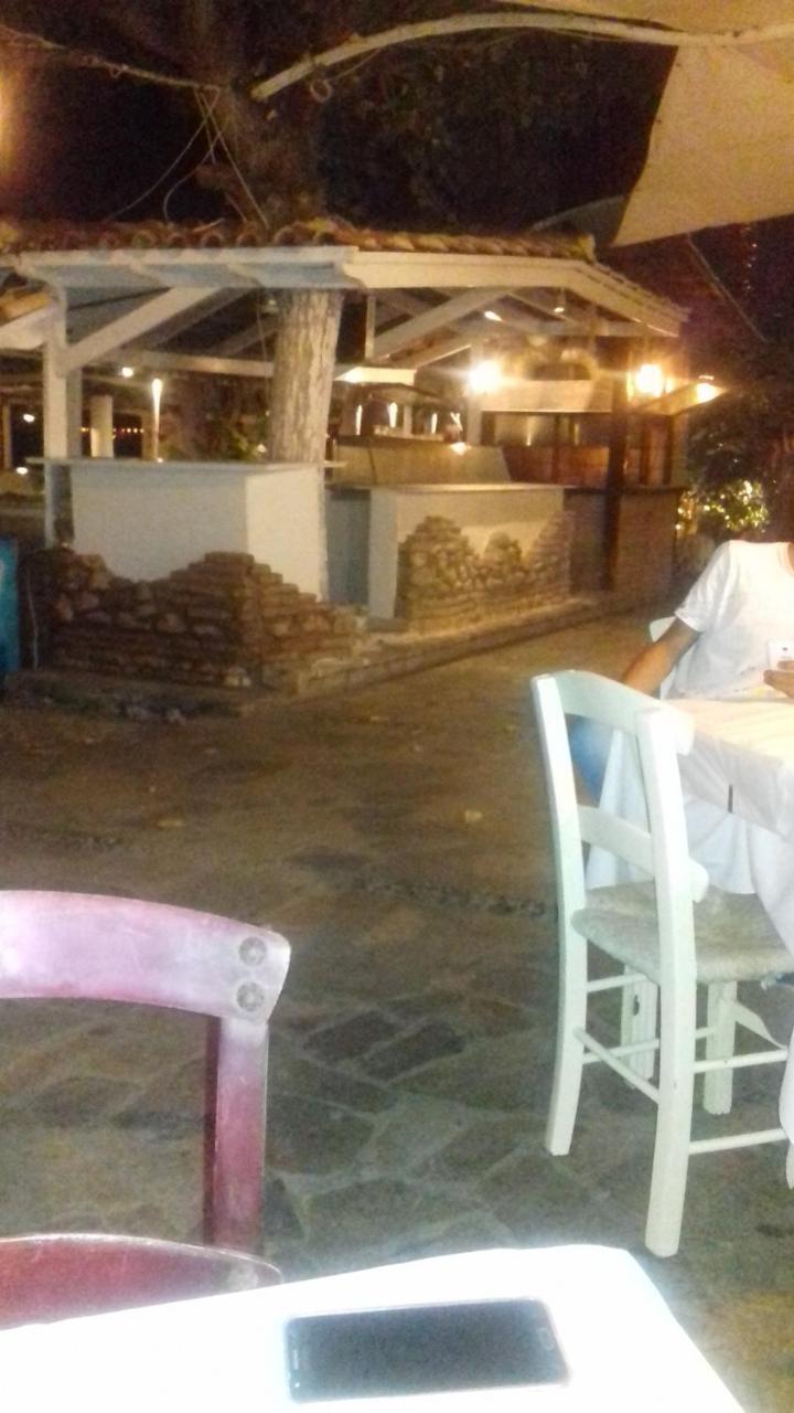 Taradella Hotel Αλισσός Εξωτερικό φωτογραφία